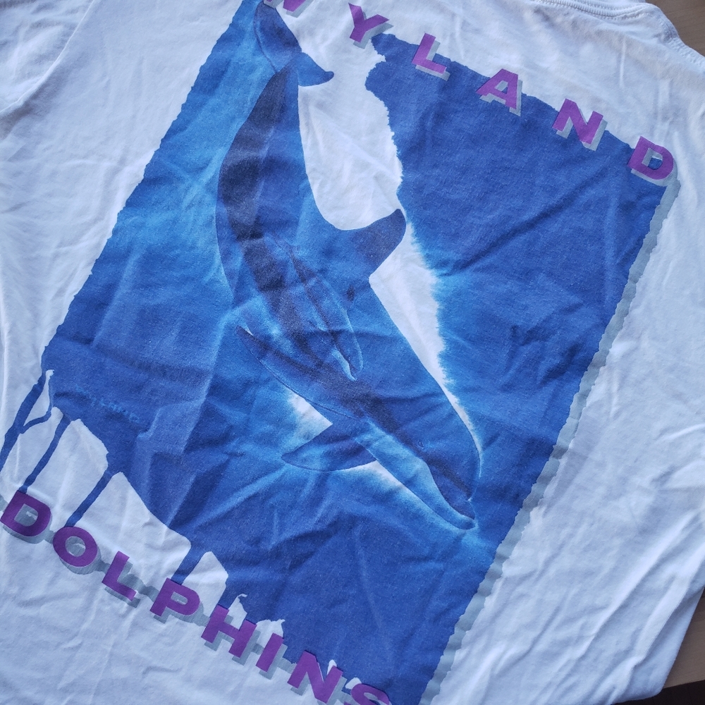 Vintage | Wyland Dolphins Shirt ๐ฌ - Picture 4 of 10